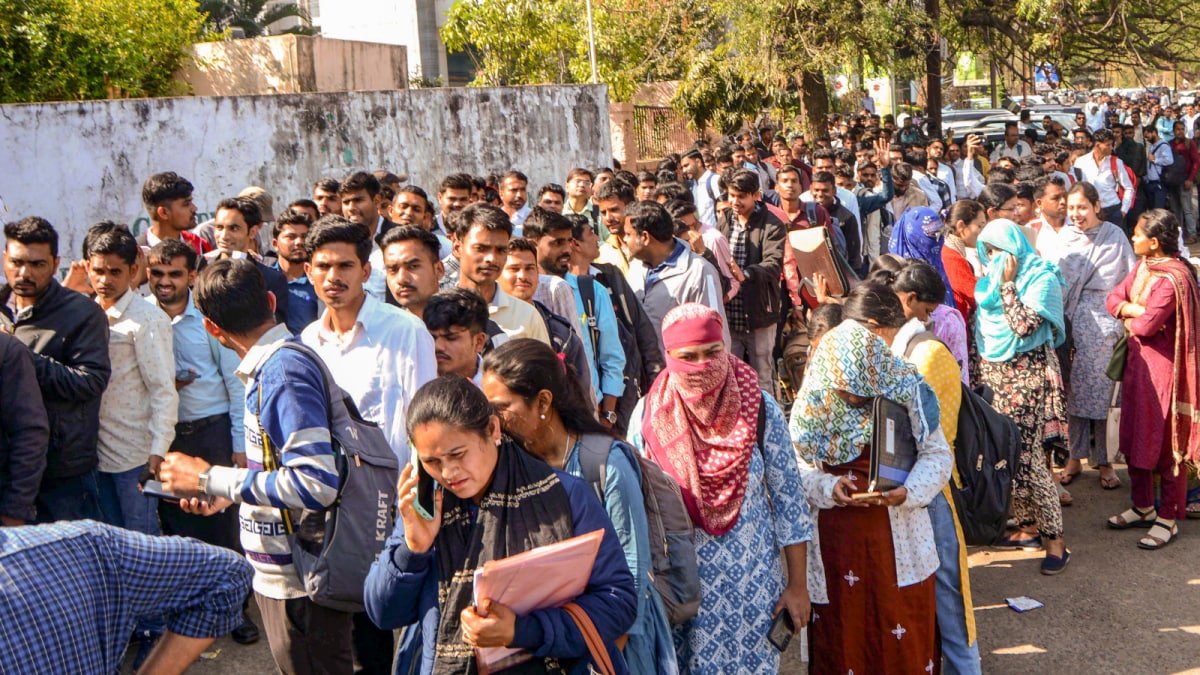 ग्रेजुएट्स के लिए सरकारी नौकरी: वेतन 1.77 लाख रुपये प्रति माह, आवेदन करें...