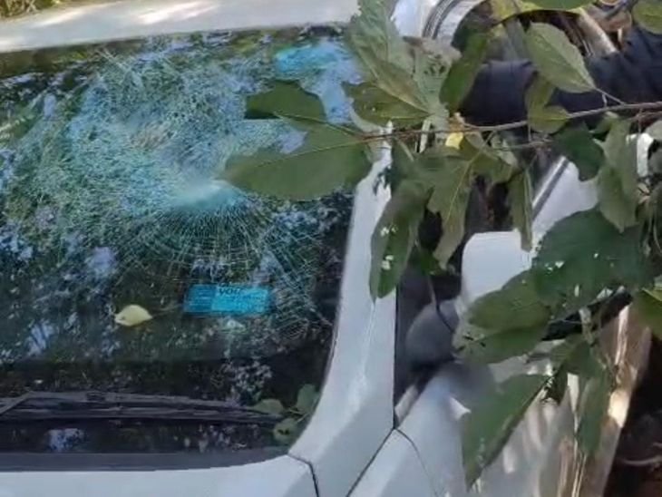 बदलेहार में 119.1 किलों डोडा जब्ती: कार से 6 लाख का डोडा बरामद, चोर गिरोह; डाल्टेनगंज की ओर ले जा रहे थे - लातेहार समाचार