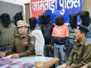 जामताड़ा में 8 साइबर अपराधी गिरफ्तार: दिल्ली और महाराष्ट्र के लोगों को चकमा दिया गया, दो जिलों से चार की हुई अपराधी - जामताड़ा न्यूज़