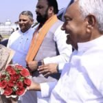 मिलिए पंजाब में जन्मी आईएएस अधिकारी साहिला हीर से, जो नीतीश कुमार की समृद्धि यात्रा पर चर्चा कर रही हैं