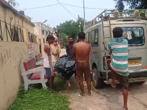 देवर ने की गंभीर भाभी और भतीजी की हत्या: चाईबासा में नशे की हालत में दोनों को मिला खुलासा, भाई को भी मारने की कोशिश की - चाईबासा (पश्चिम सिंहभूम) News